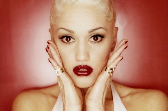 Gwen Stefani est l'égérie de l'Oréal!