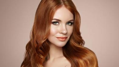 Casting mannequin rousse pour shooting publicitaire