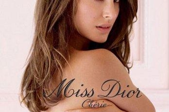 Natalie Portman sublime pour Miss Dior Cherie!