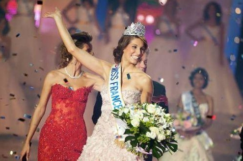 Laury Thilleman : Miss France 2011!