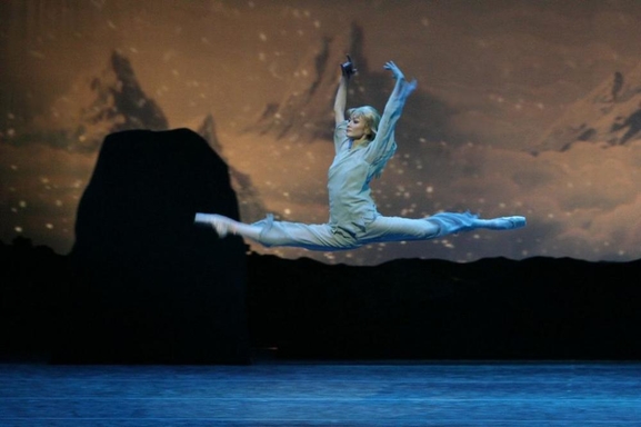 La fille aux cheveux blancs, un ballet émouvant et plein de grâce