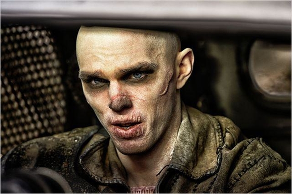 Après Mel Gibson, c'est Tom Hardy qui reprend le flambeau pour le 4ème volet de Mad Max: Fury Road