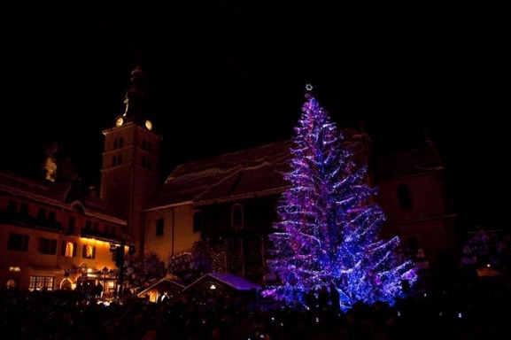 Swarovski à Megève avec Adriana Karembeu!