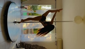 Pole Dance 2.